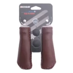 Handvatset Edge Leer - mat Donkerbruin - 2*135 mm (op kaart verpakt)